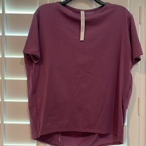 Lululemon size 2 purple back in action short sleeve top